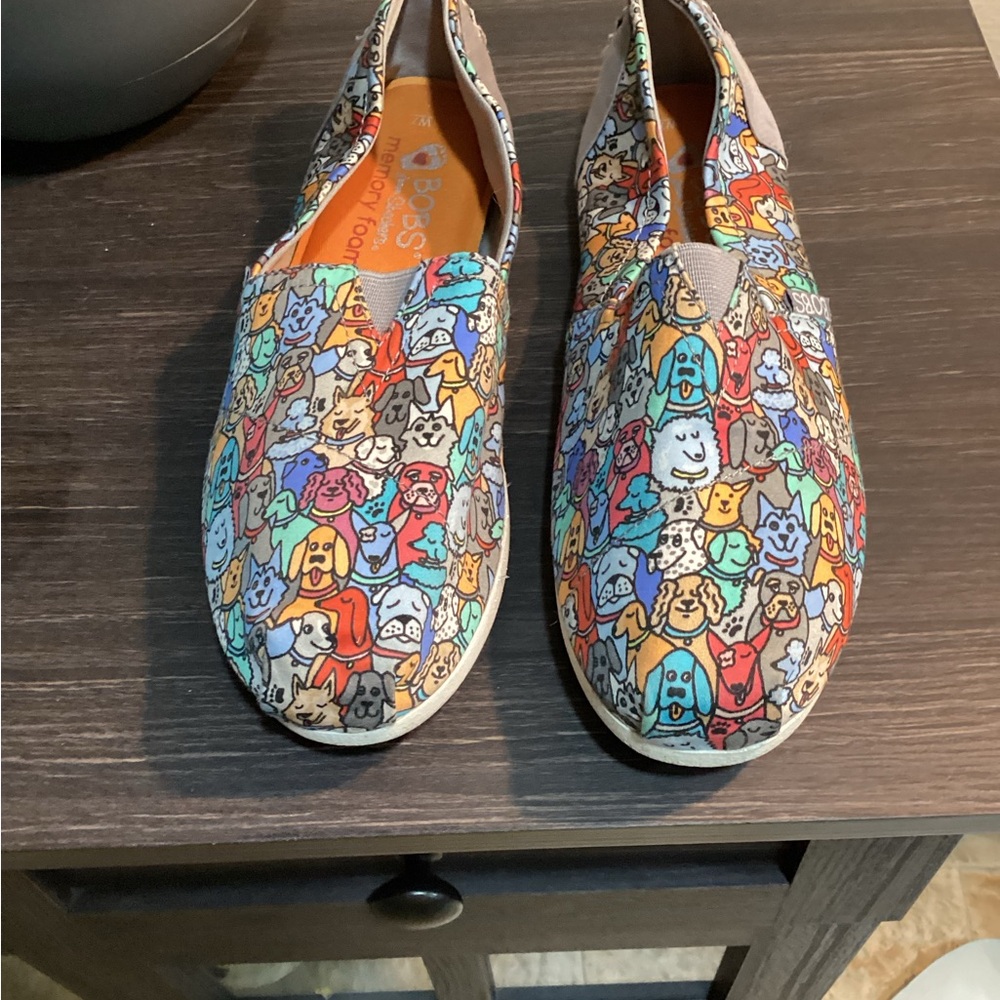 Colorful Slip-On Shoes - Picture 7 of 8